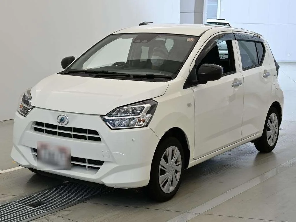 Daihatsu Mira e:S LA350S 2021